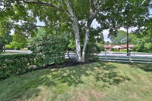 Burlington, ON L7N 1E1,3530 Walmer Road