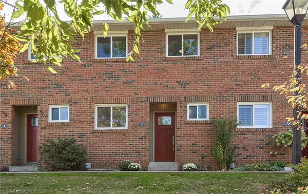 125 Livingston Avenue #5, Grimsby, ON L3M 4S5