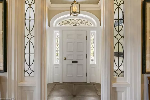 Cambridge, ON N1S 1J1,33 Salisbury Avenue