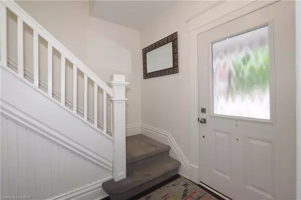 Cambridge, ON N3H 1Z1,442 Lowther Street S