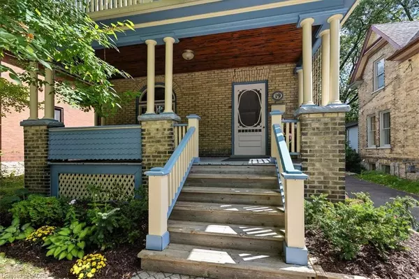 Kitchener, ON N2G 1Z1,19 Richmond Avenue