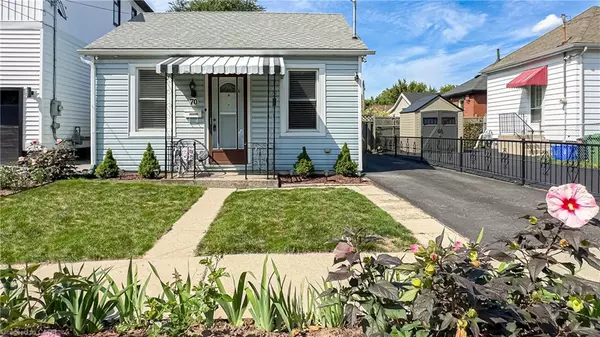 Hamilton, ON L8P 4E2,70 Poulette Street