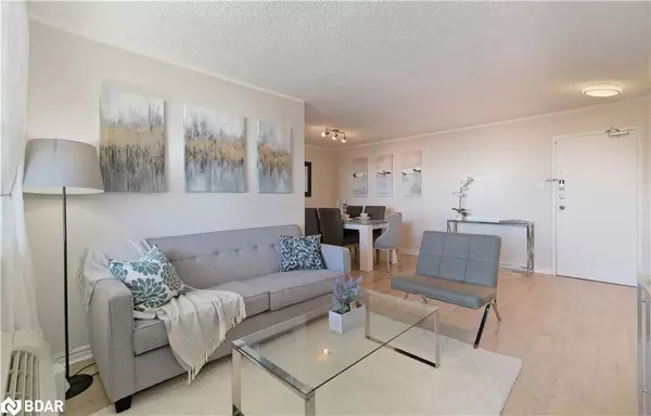 Peel, ON L5J 4B6,966 Inverhouse Drive #609