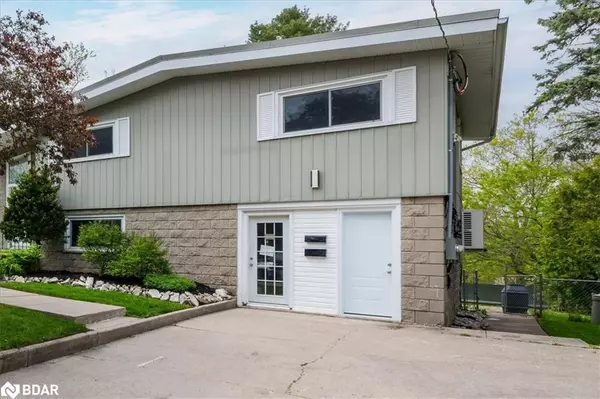 Barrie, ON L4M 1P8,46 Eugenia Street