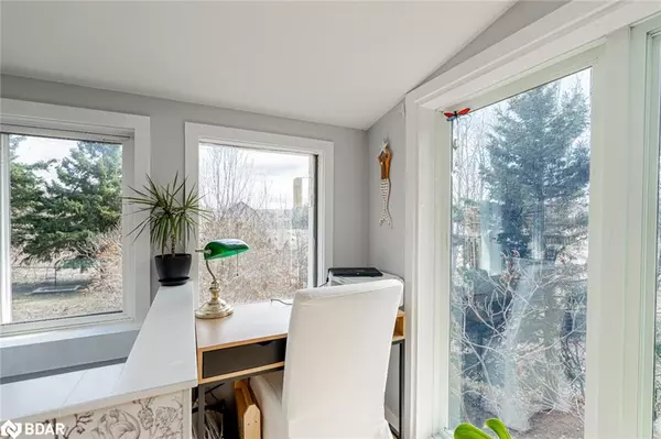 Penetanguishene, ON L0K 2E1,9866 County Road 93