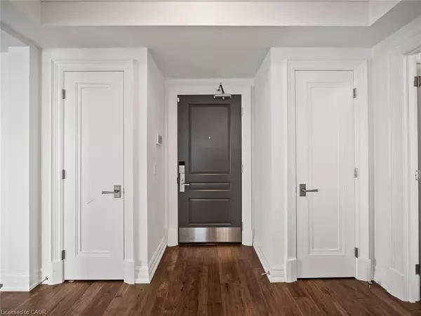 Burlington, ON L7R 0G2,2060 Lakeshore Road #1504