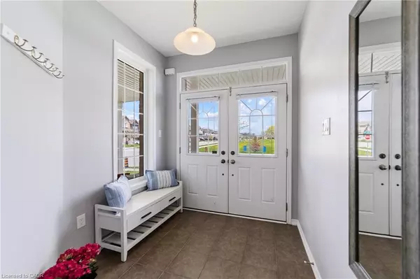 Binbrook, ON L0R 1C0,4 Tinlin Drive