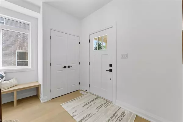 Ayr, ON N0B 1E0,30 Manley Street