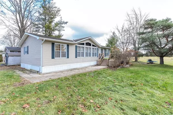 1161 4th Concession Road W, Flamborough, ON L8B 0X3