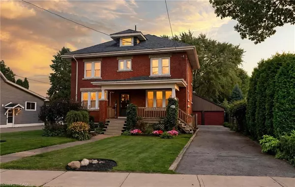 122 Lake Avenue Drive, Stoney Creek, ON L8G 3N4