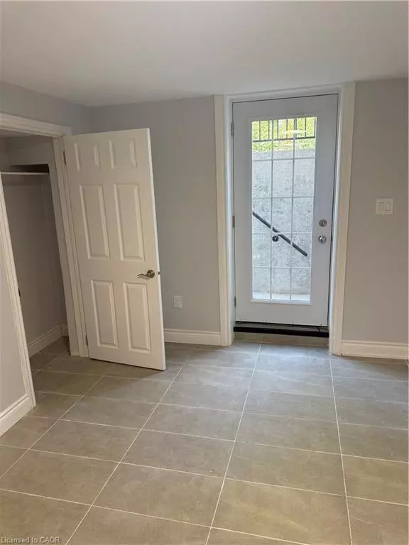 Mississauga, ON L5K 1H9,2034 Waycross Crescent #Basement