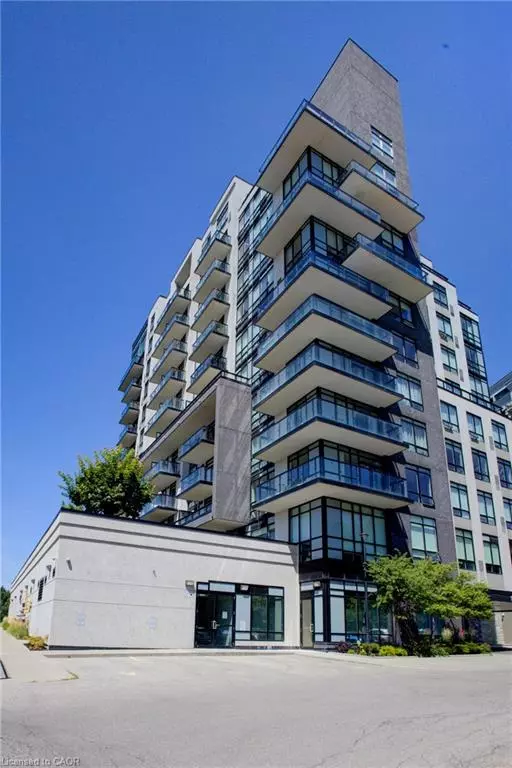 Cambridge, ON N1R 0B5,150 Water Street N #1007