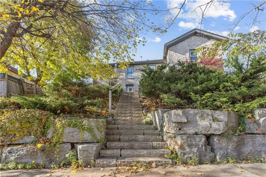 16 Ramore Street #2, Cambridge, ON N1S 2P7