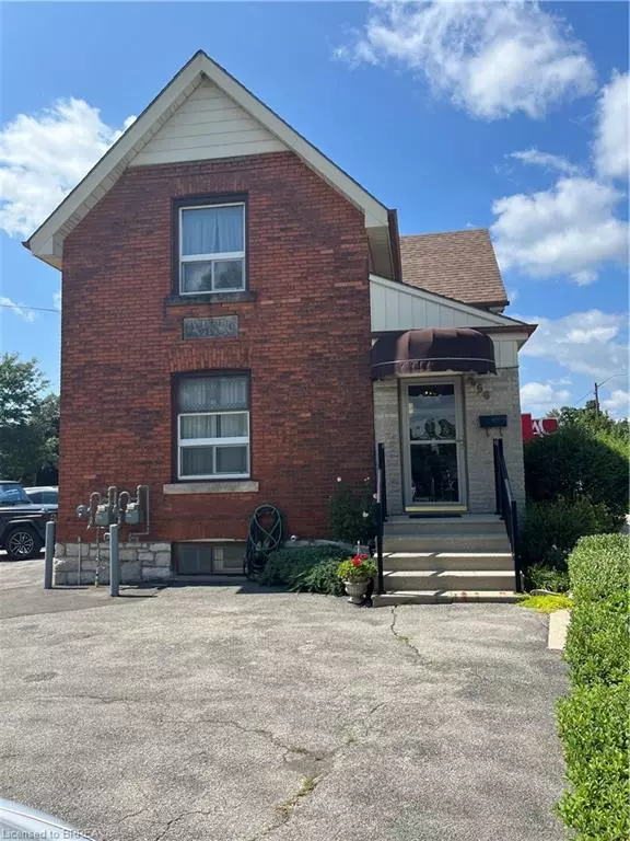 Brantford, ON N3T 3J7,266 Brant Avenue