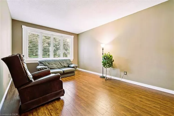 Kitchener, ON N2E 1N5,55 Cherry Hill Drive