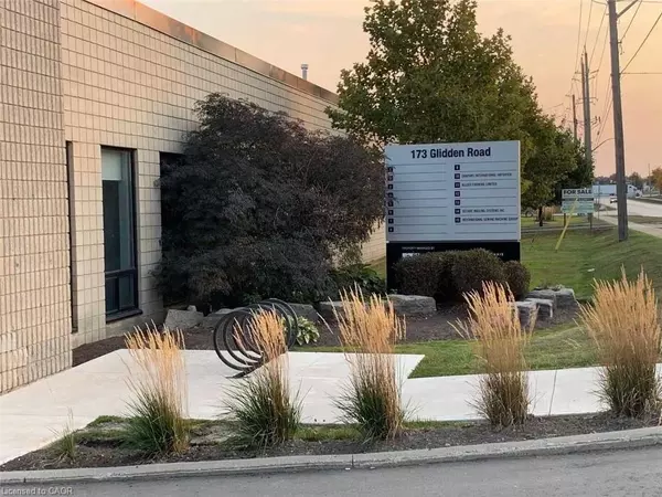 173 Glidden Road #8, Brampton, ON L6W 3L9
