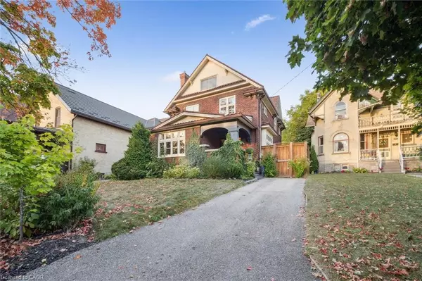 76 Ahrens Street W, Kitchener, ON N2H 4C1