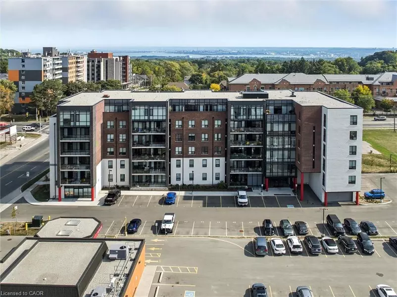 5 Hamilton Street N #510, Waterdown, ON L8B 2A4