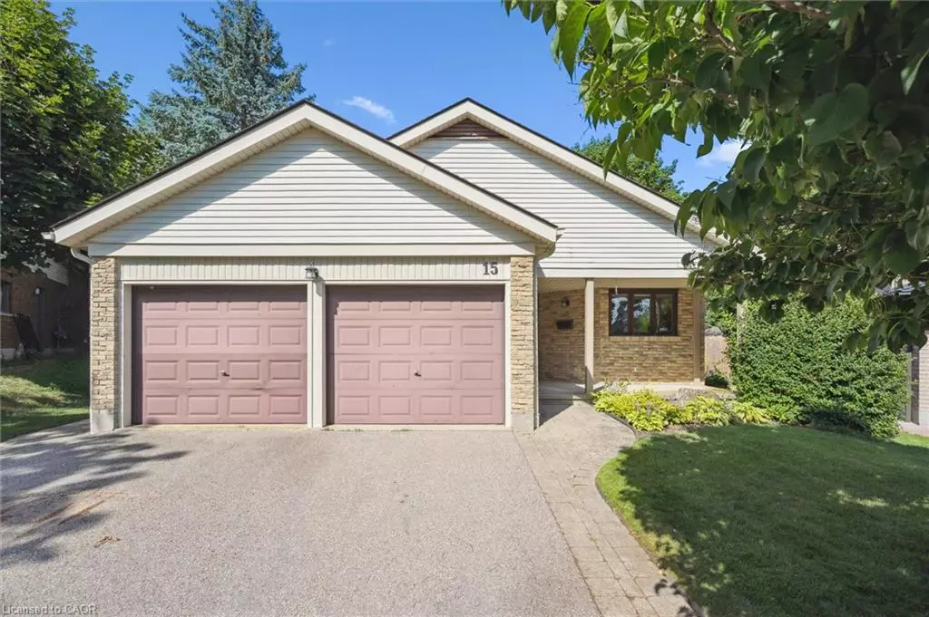 Guelph, ON N1H 7R1,15 Jodi Place