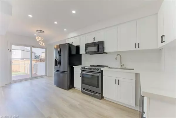 Breslau, ON N0B 1M0,82 Trowbridge Street
