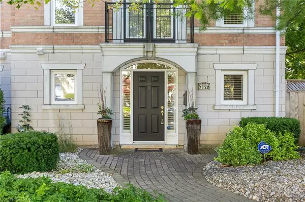 126 Brant Street, Oakville, ON L6K 3X6