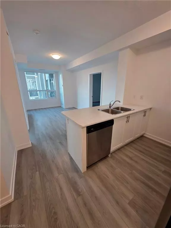 Beamsville, ON L0R 1B3,5055 Greenlane Road #433