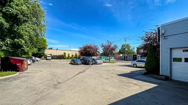 Hamilton, ON L8H 4T1,1325 Barton Street E