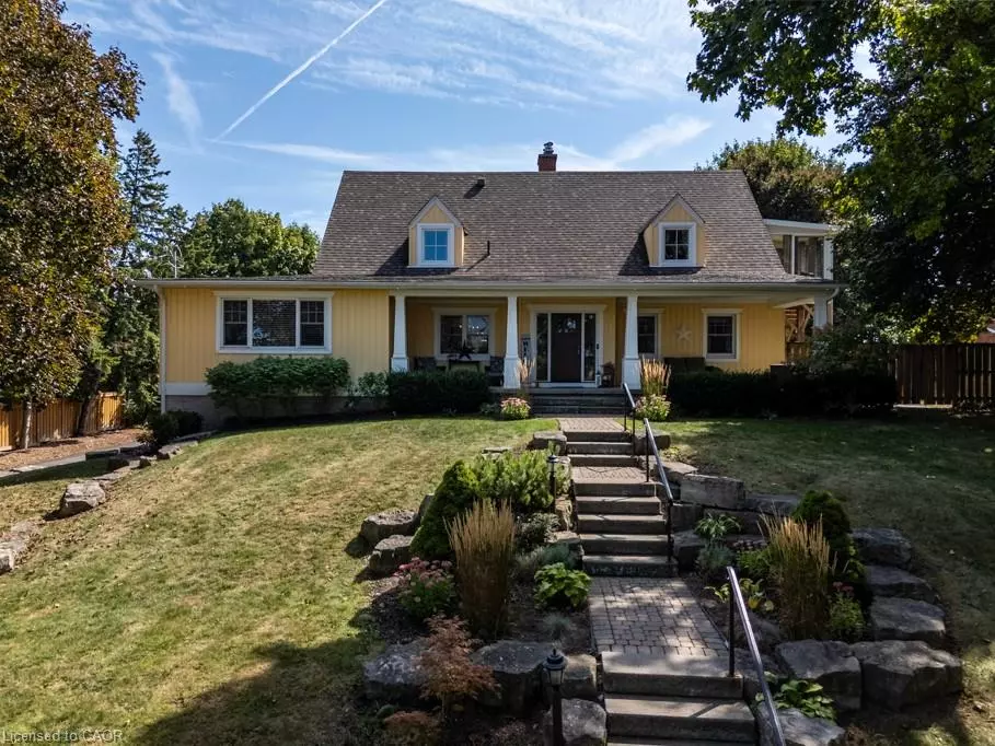 Waterdown, ON L0R 2H0,196 Dundas Street E