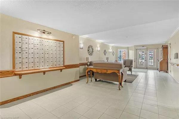 Vineland, ON L0R 2C0,3420 Frederick Avenue Avenue #106