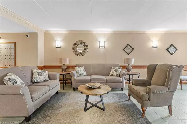 Vineland, ON L0R 2C0,3420 Frederick Avenue Avenue #106