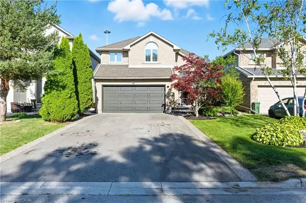 48 Cabriolet Crescent, Ancaster, ON L9K 1K6