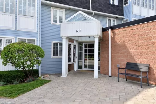 600 Silverbirch Boulevard #205, Mount Hope, ON L0R 1W0