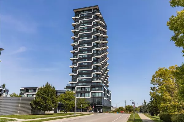 Oakville, ON L6H 6Z3,297 Oak Walk Drive #906