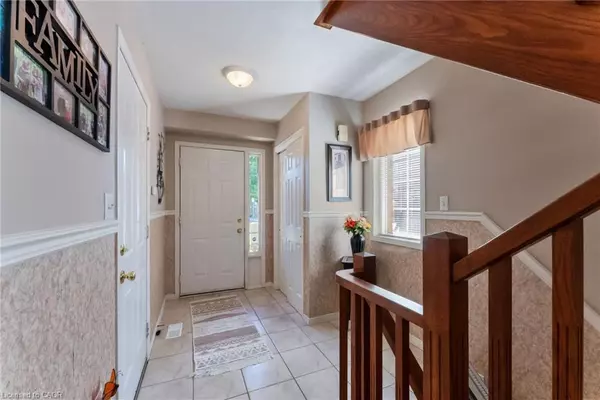 Hamilton, ON L8J 3T3,346 Highland Road W #44