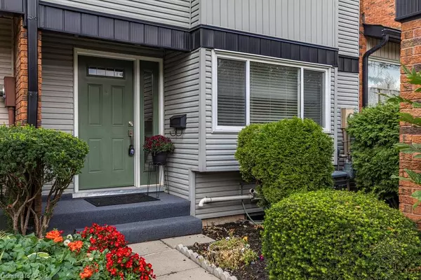 1556 Kerns Road #3, Burlington, ON L7P 3A7