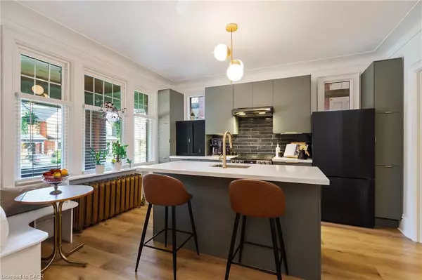 Hamilton, ON L8M 2Z7,202 Prospect Street S