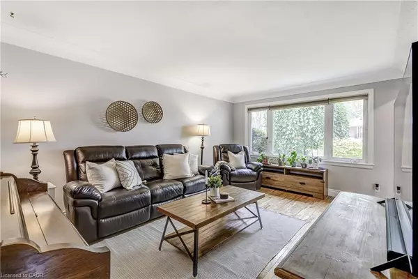 Burlington, ON L7P 1E1,1216 De Quincy Crescent