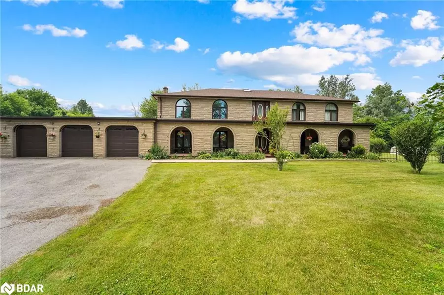 805 Centre Road, Flamborough, ON L8N 2Z7