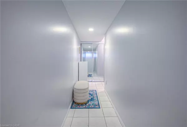 Burlington, ON L7S 2N7,895 Maple Avenue #502