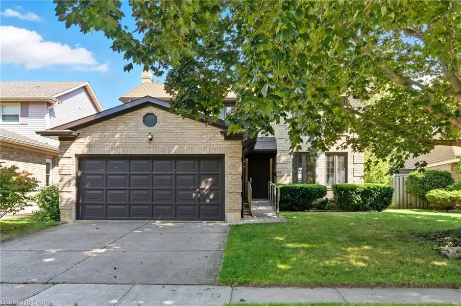 67 Forestview Drive, Dundas, ON L9H 6M7