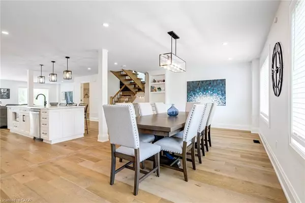 Burlington, ON L7L 3C1,5199 Broughton Crescent