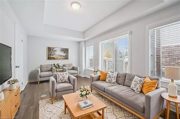 Cambridge, ON N1T 0C8,100 Chester Drive #14