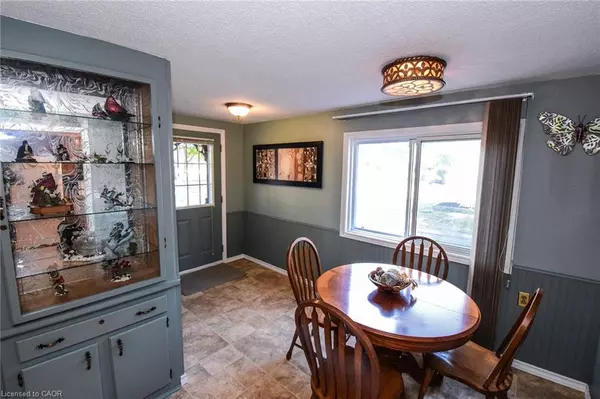 Dunnville, ON N1A 2R6,802 John Street