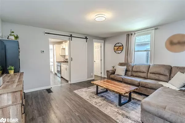 Barrie, ON L4N 3T5,44 Adelaide Street