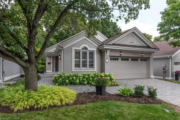 1095 Skyview Drive #2, Burlington, ON L7P 4W7
