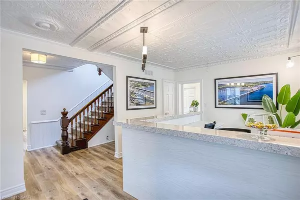 Grimsby, ON L3M 3H1,42 Ontario Street