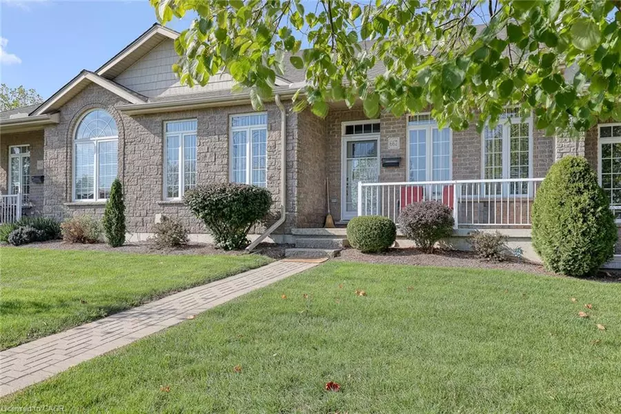 667 Southwood Way #2, Woodstock, ON N4S 9A6