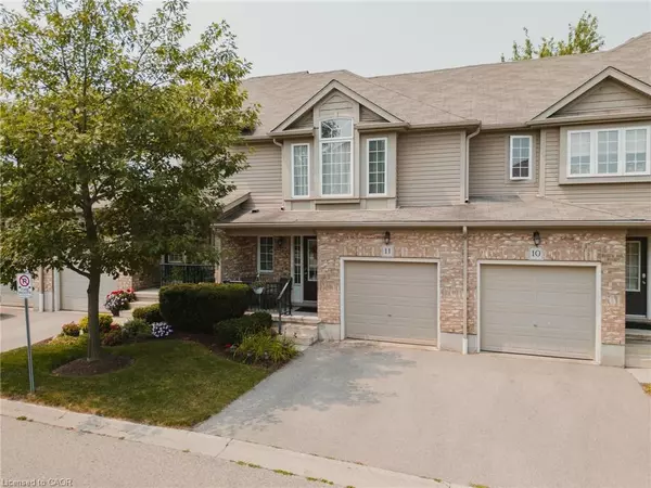 555 Chablis Drive #11, Waterloo, ON N2T 0A5