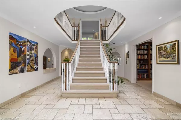 Oakville, ON L6M 2Z5,1574 Heritage Way