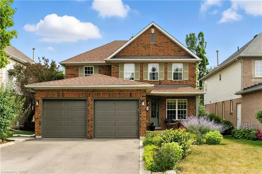 51 Strathroy Crescent, Waterdown, ON L0R 2H5